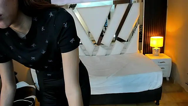 Linda4Petite online show from 02-09-26, 06:01