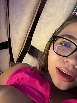 NatashaCruz- online show from 04-11-26, 01:32