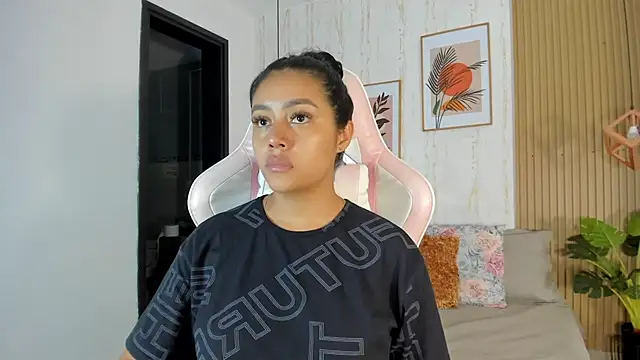 CameronCollins  online show from 12-18-25, 08:37