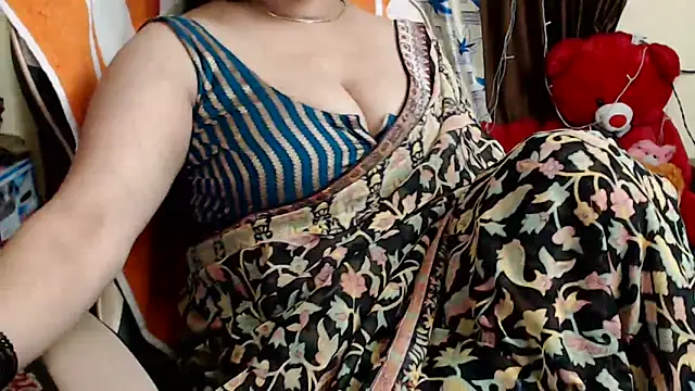 Snapshot of Naughty_Kashish chatting on 12-05-24, 10:23 Naughty Kashish online show from 12-05-24, 10:23