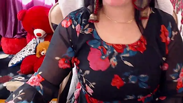 Naughty Kashish online show from 02-19-26, 05:36