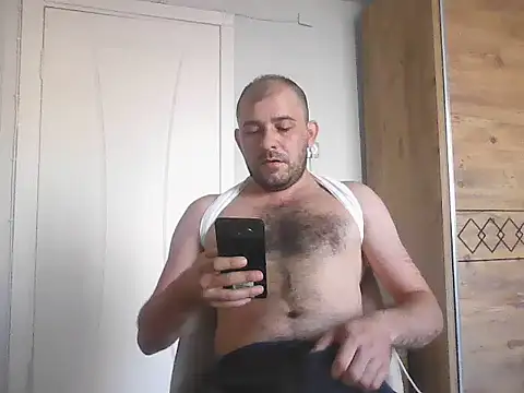 Snapshot of NiiiRvaNaa chatting on 09-11-25, 05:07 NiiiRvaNaa online show from 09-11-25, 05:07