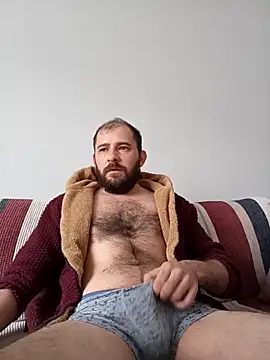 Snapshot of NiiiRvaNaa chatting on 10-14-25, 05:41 NiiiRvaNaa online show from 10-14-25, 05:41