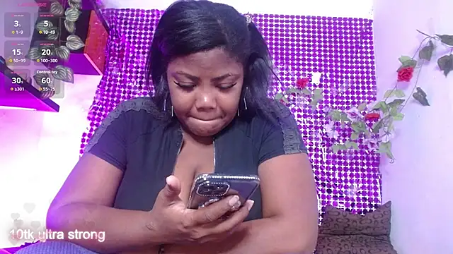 Snapshot of niawk_ chatting on 01-14-26, 02:01 niawk online show from 01-14-26, 02:01