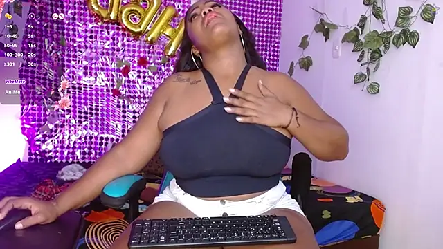 Snapshot of niawk_ chatting on 02-28-26, 02:40 niawk online show from 02-28-26, 02:40