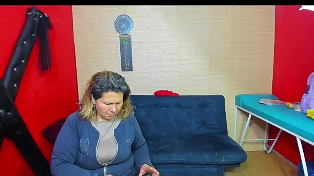 lesbiancuple online show from 10-28-25, 12:25