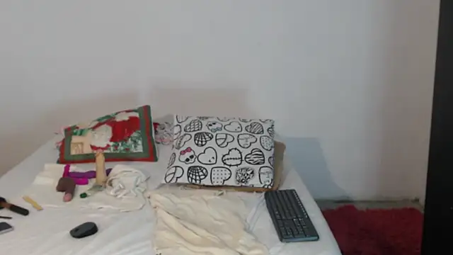 Snapshot of Dulce_Anita chatting on 01-12-25, 05:24 Dulce Anita online show from 01-12-25, 05:24