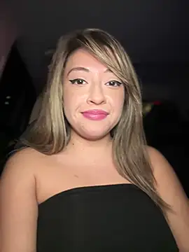 Snapshot of AriannaPena chatting on 01-10-25, 02:57 AriannaPena online show from 01-10-25, 02:57