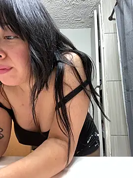 Snapshot of AriannaPena chatting on 09-13-25, 09:25 AriannaPena online show from 09-13-25, 09:25