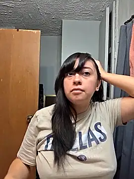 Snapshot of AriannaPena chatting on 11-22-25, 08:41 AriannaPena online show from 11-22-25, 08:41