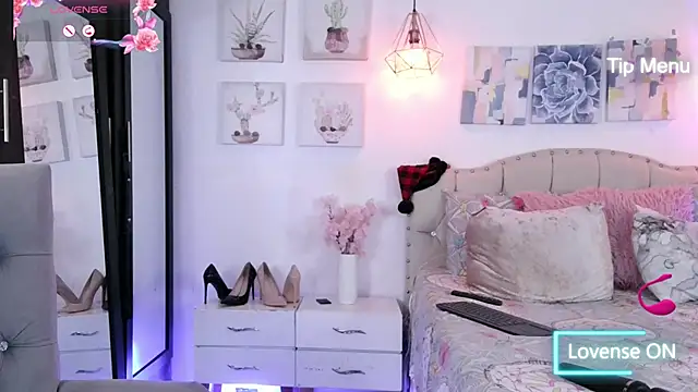 Dulce Morrys online show from 12-27-24, 05:48