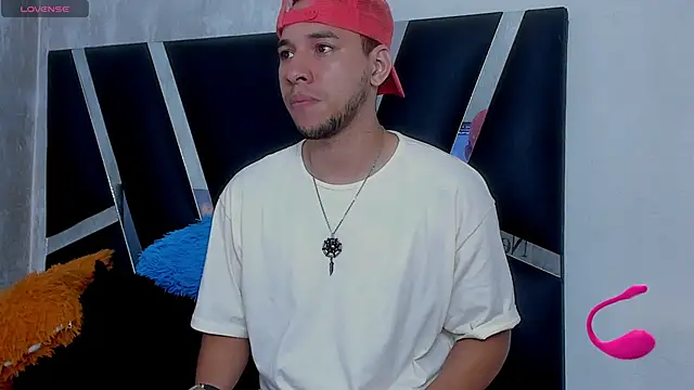 Snapshot of petter_coleman_ chatting on 01-12-25, 05:34 petter coleman online show from 01-12-25, 05:34