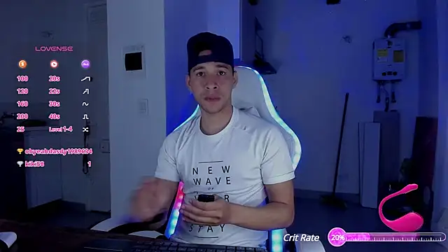 Snapshot of petter_coleman_ chatting on 02-22-25, 01:44 petter coleman online show from 02-22-25, 01:44