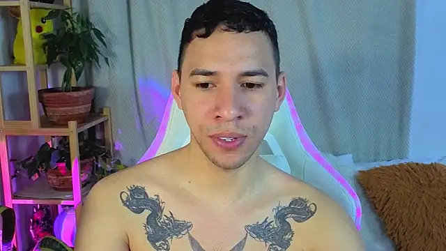 Snapshot of petter_coleman_ chatting on 09-25-25, 02:32 petter coleman online show from 09-25-25, 02:32