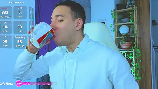 Snapshot of petter_coleman_ chatting on 11-11-25, 04:07 petter coleman online show from 11-11-25, 04:07