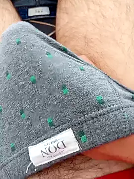 mickzizi online show from 04-23-26, 12:29