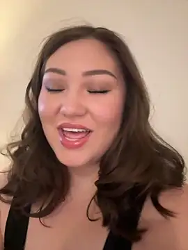 RosieDixx online show from 10-30-25, 12:56