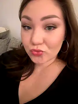 RosieDixx online show from 11-09-25, 06:12