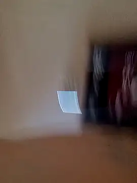 yellowwetfox online show from 12-08-24, 04:39