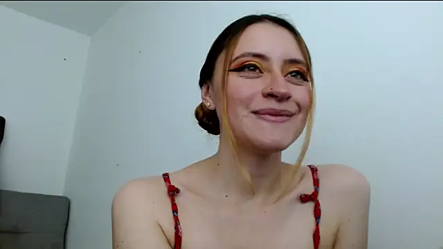 Snapshot of Juls_winter_ chatting on 06-09-26, 05:57 Juls winter online show from 06-09-26, 05:57