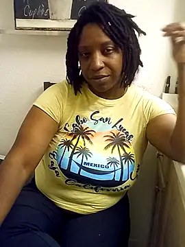 Snapshot of markquanna chatting on 07-09-26, 03:32 markquanna online show from 07-09-26, 03:32