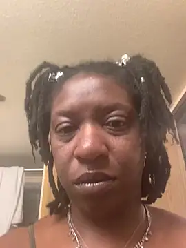Snapshot of markquanna chatting on 07-24-26, 03:32 markquanna online show from 07-24-26, 03:32