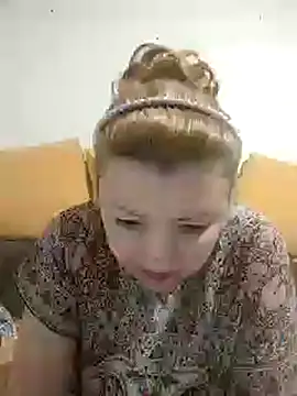 Snapshot of stefanyharper16 chatting on 02-25-25, 08:19 stefanyharper16 online show from 02-25-25, 08:19