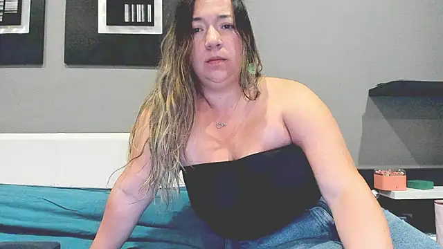 Snapshot of isabella_rossse chatting on 04-12-26, 06:46 isabella rossse online show from 04-12-26, 06:46