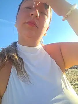 isabella rossse online show from 05-31-26, 04:14