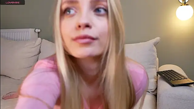 minimolly online show from 02-16-26, 06:26