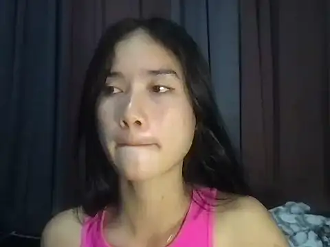 Snapshot of ShinningEthene chatting on 01-08-26, 08:27 ShinningEthene online show from 01-08-26, 08:27