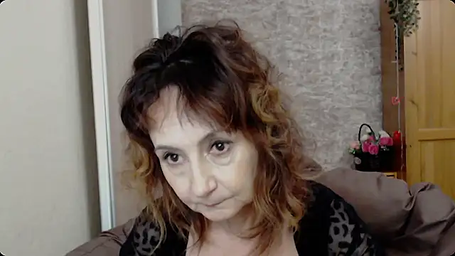 AnnieEltgant online show from 01-11-26, 01:38