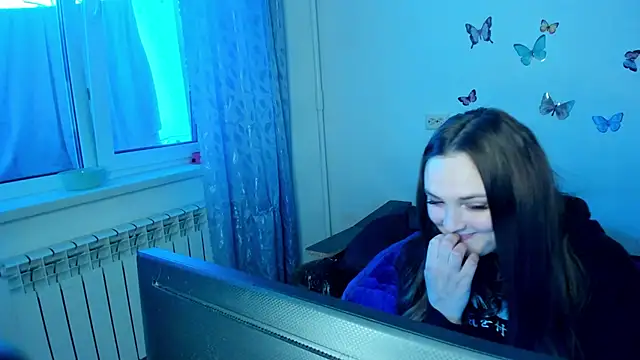 Snapshot of NataliEvans chatting on 11-08-25, 10:15 NataliEvans online show from 11-08-25, 10:15