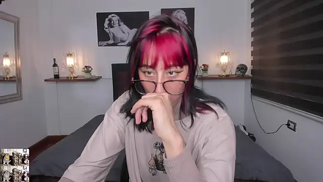 Mariana Joness online show from 02-17-25, 02:31