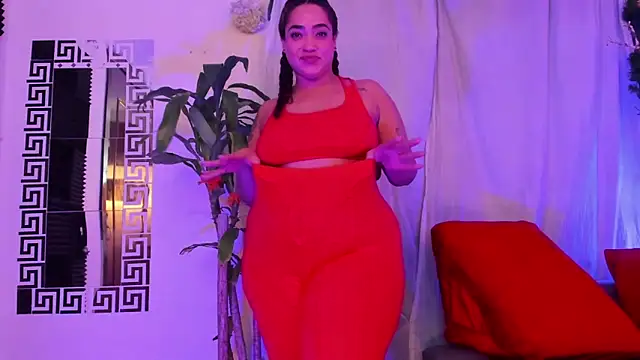 Snapshot of HannaMiills@xh chatting on 03-26-26, 01:49 HannaMiillsxh online show from 03-26-26, 01:49