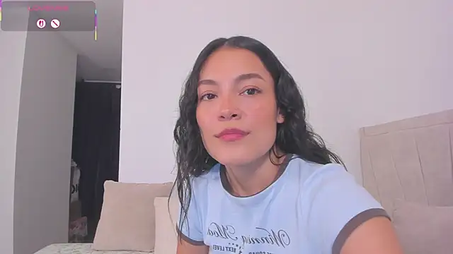 TIFFANYRUSSO online show from 07-27-26, 05:36