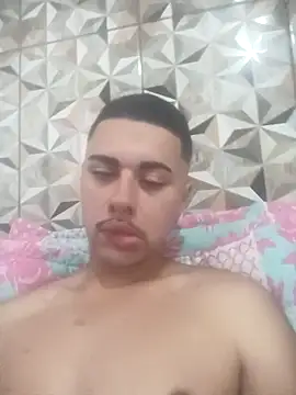 Snapshot of 19cmpeni chatting on 12-20-25, 04:36 19cmpeni online show from 12-20-25, 04:36