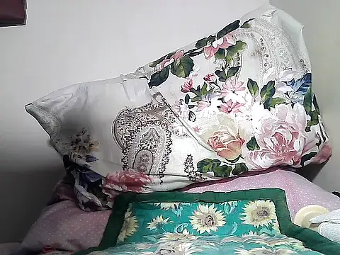 CarelineJoy online show from 10-07-25, 06:32