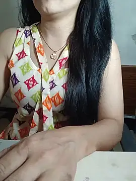Snapshot of Chanchal--Navya chatting on 06-03-26, 06:02 Chanchal--Navya online show from 06-03-26, 06:02