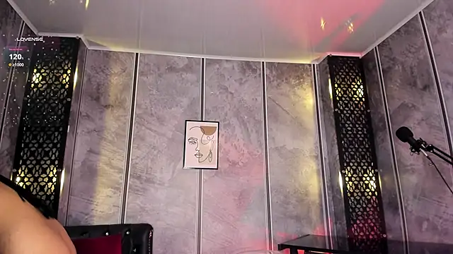 Snapshot of Amaraa_Lewis chatting on 02-28-25, 12:09 Amaraa Lewis online show from 02-28-25, 12:09