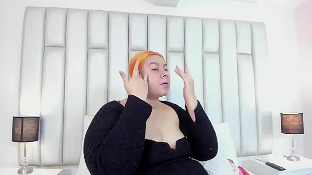 aandreaperez online show from 02-26-25, 11:41