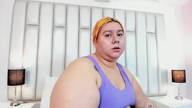 aandreaperez online show from 03-12-25, 11:42