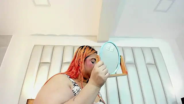 aandreaperez online show from 10-24-25, 11:39