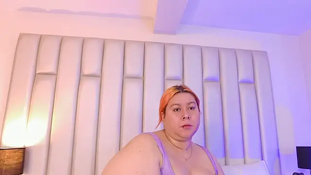 aandreaperez online show from 12-05-25, 11:41