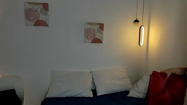 EmilySumer online show from 02-14-26, 03:25