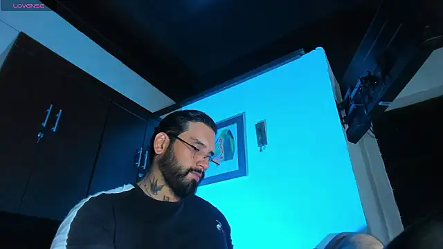 CamiloGray  online show from 01-15-26, 01:37