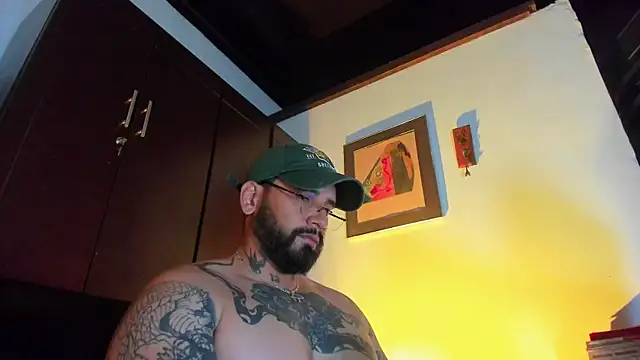 CamiloGray  online show from 05-15-26, 02:02