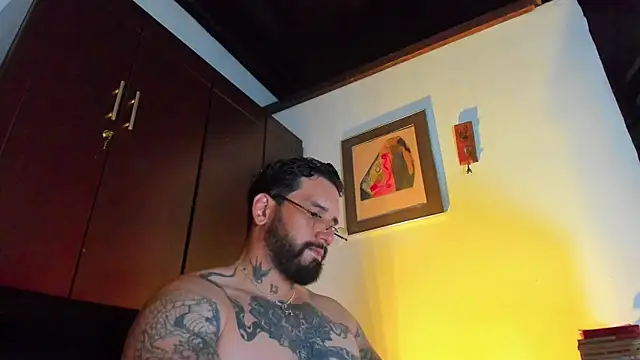 CamiloGray  online show from 06-03-26, 01:46