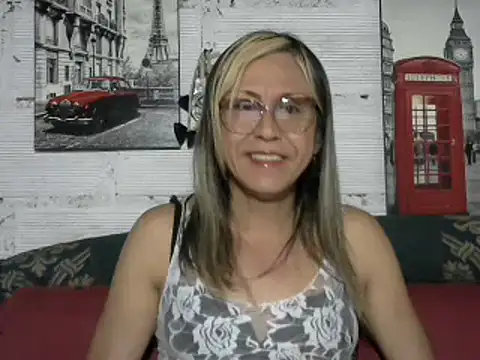 divahot08 online show from 01-09-25, 10:52