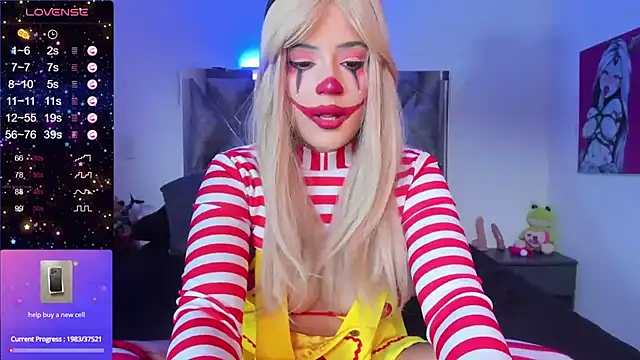 Snapshot of cutesarah_ chatting on 12-01-24, 09:04 cutesarah  online show from 12-01-24, 09:04